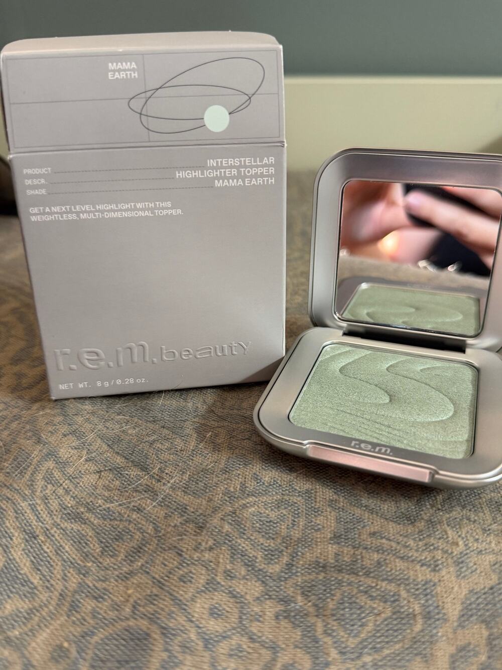 rem beauty highlighter shade mama earth